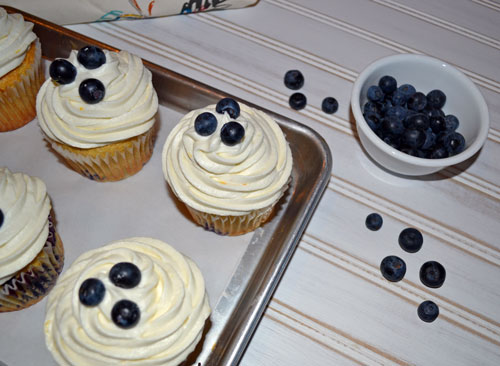 Lemon-Blueberry-Muffins-5